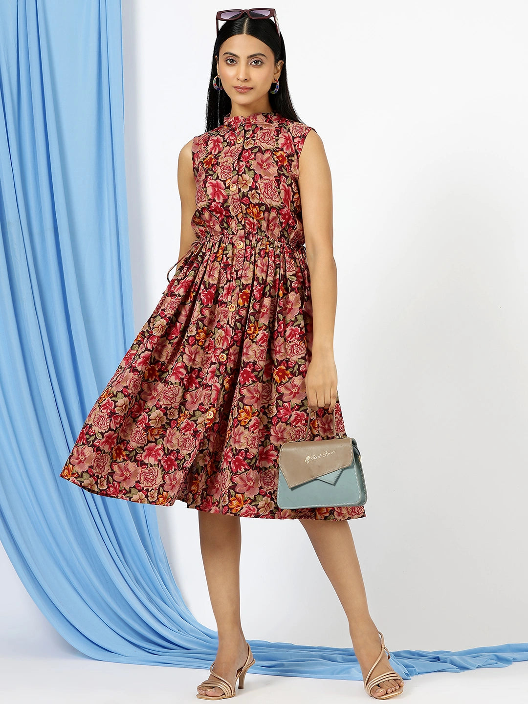 Floral Fantasy: Stylish Midi Dress